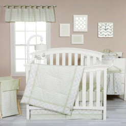 Trend Lab® Sea Foam 3-Piece Crib Bedding Set Green/white