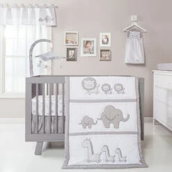 Trend Lab® Safari Chevron 3-Piece Crib Bedding Set Gray/white